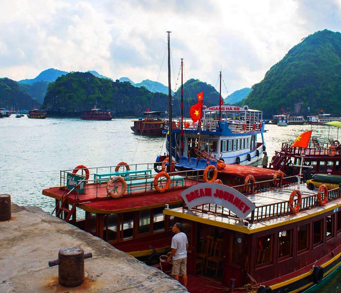 Bí thư thành uỷ Hải Phòng Lê Văn Thành: Tàu không đủ điều kiện sẽ thu hồi kiểm định - Anh 1