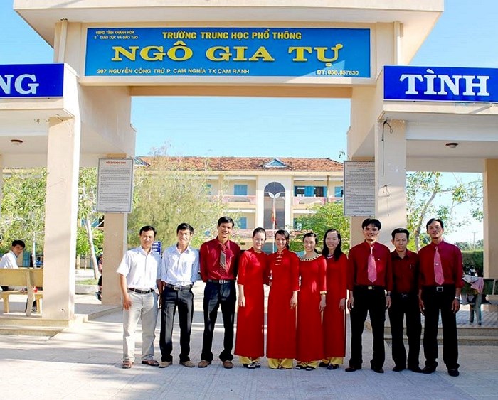 PC Khánh Hòa: Cấp điện phục vụ kỳ thi THPT quốc gia 2018 - Anh 2