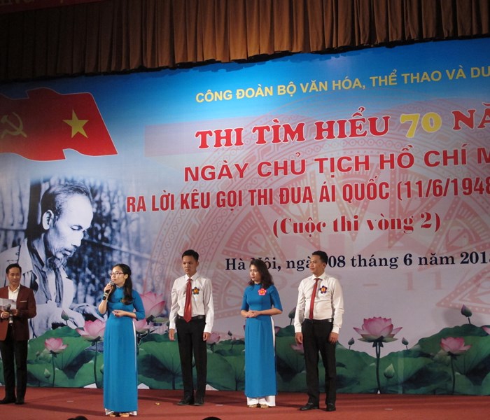 Công đoàn Bộ VHTTDL :Trao giải cuộc thi tìm hiểu 70 năm Ngày Bác Hồ ra lời kêu gọi thi đua ái quốc - Anh 4