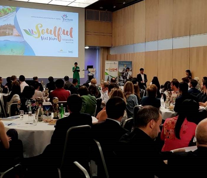 Chương trình giới thiệu du lịch Việt Nam tại châu Âu: Việt Nam, điểm đến mang lại nhiều cảm xúc cho khách du lịch - Anh 3