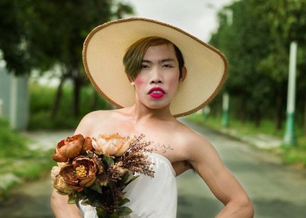 Những khoảng tối trong showbiz: Có bao nhiêu người mẫu nhố nhăng thế này? - Anh 2