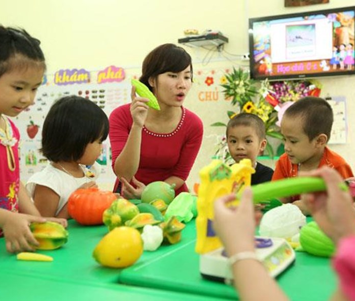 Nâng chuẩn trình độ giáo viên mầm non là cần thiết - Anh 1