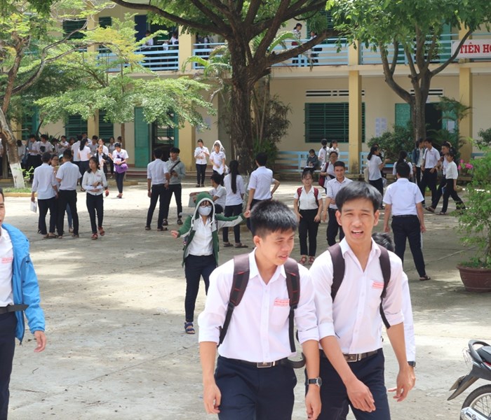 Một thí sinh Quảng Nam đạt điểm 9,75 môn văn kỳ thi quốc gia 2018 - Anh 1