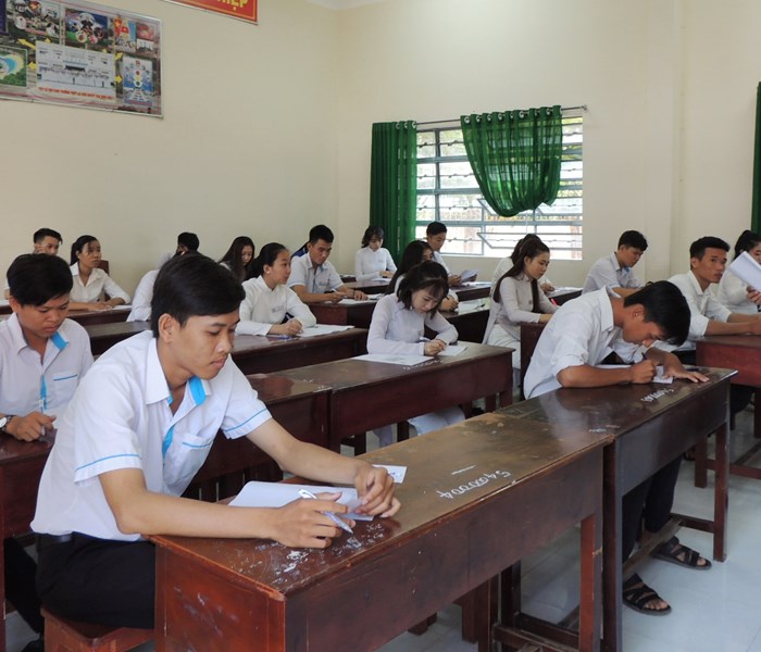 Điểm thi môn Lịch sử thấp “kỷ lục”: Không có gì là lạ! - Anh 1