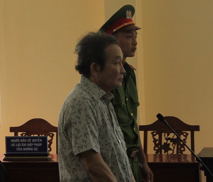 Cần Thơ: Y án sơ thẩm với chủ hãng nước đá dùng súng đe dọa nhân viên - Anh 1