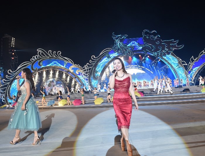 Làm gì để lễ hội trở thành sản phẩm du lịch chủ lực? - Anh 1