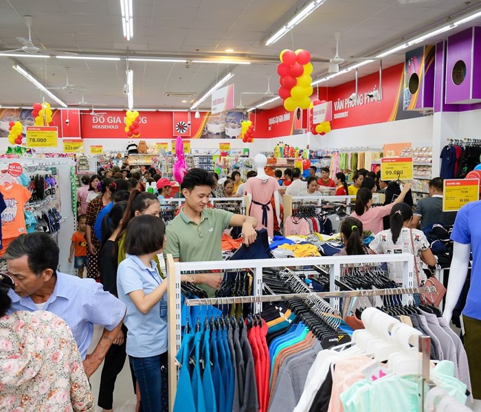 VINCOM KHAI TRƯƠNG ĐỒNG LOẠT 3 TTTM TẠI SƠN LA, NGHỆ AN VÀ TP.HCM - Anh 8