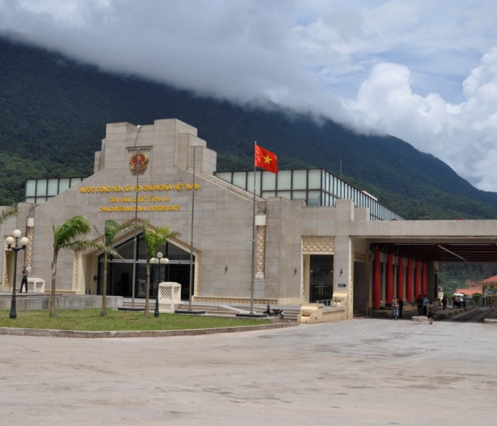 Xe container trôi đâm bốt gác khiến một chiến sĩ biên phòng tử vong - Anh 1