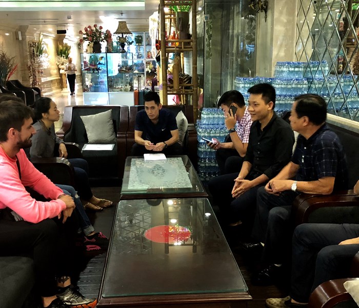 Vụ du khách vị trả lại bằng tiền