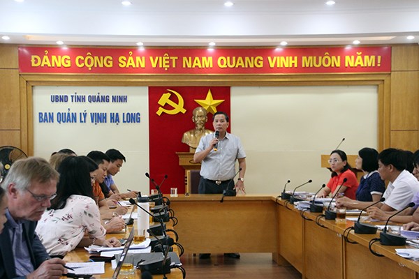 Quảng Ninh: BQL Vịnh Hạ Long làm việc với đoàn chuyên gia tư vấn quản lý du lịch bền vững và bảo vệ môi trường - Anh 1
