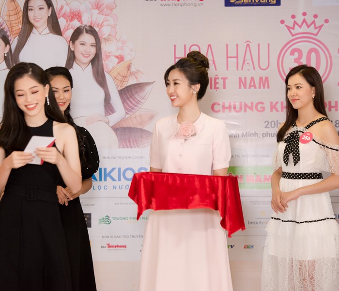 Hành trình nhân ái của những “ứng viên” Hoa hậu Việt Nam 2018 - Anh 6