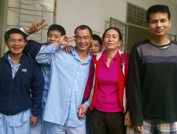 Nữ trạm trưởng 20 năm “sát cánh” với bệnh nhân tâm thần - Anh 1