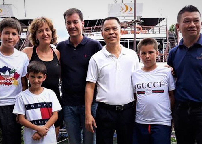 5 khách Tây Ban Nha bị lừa khi đặt du thuyền vịnh Hạ Long qua trang web Expedia.es: Cái kết có hậu và những việc cần làm rõ - Anh 1