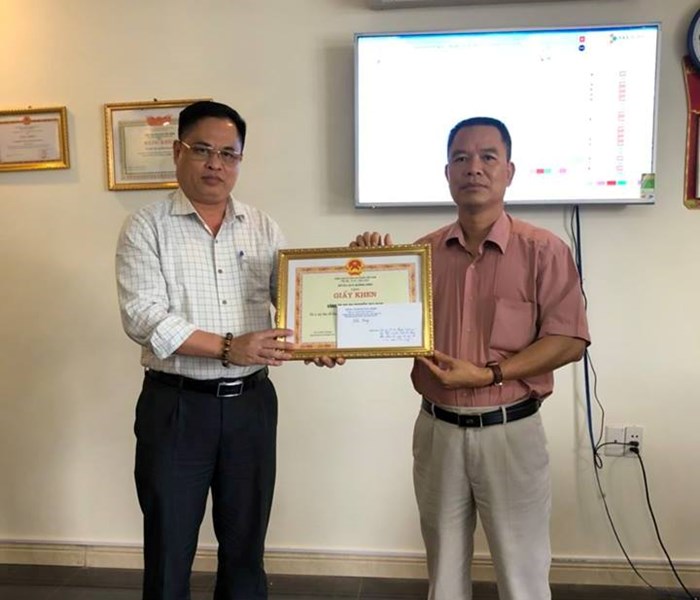 Quảng Ninh: Khen thưởng công ty và thuyền trưởng giúp đỡ du khách - Anh 1