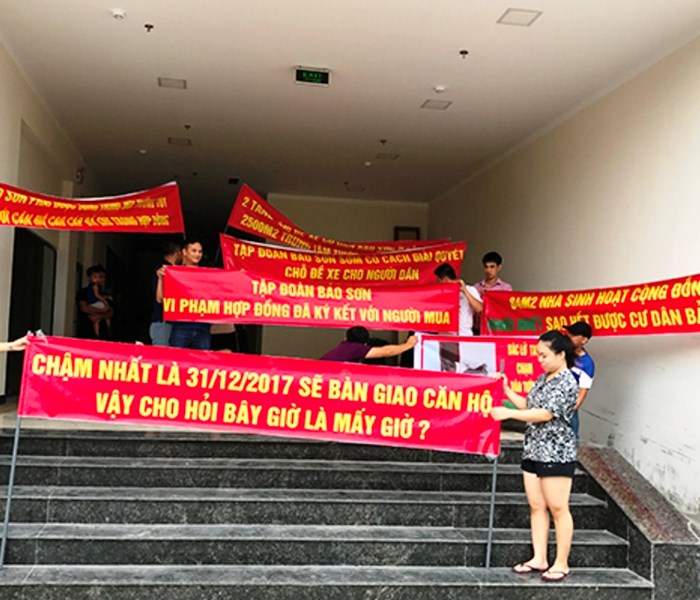 Nghệ An: Hàng loạt cư dân chung cư phản đối chủ đầu tư chung cư vi phạm hợp đồng - Anh 1