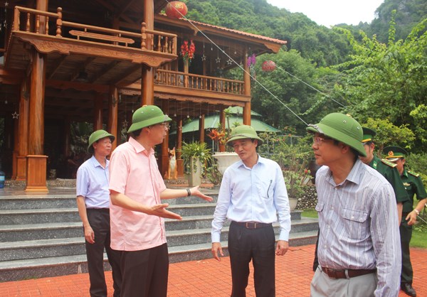 Quảng Ninh: Kiểm tra công tác quản lý, khai thác Vịnh Hạ Long và Vịnh Bái Tử Long - Anh 1