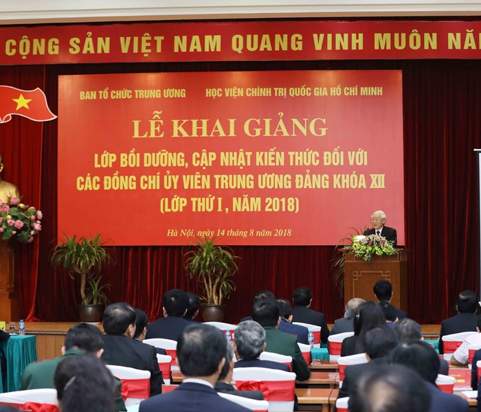 Khai giảng Lớp bồi dưỡng, cập nhật kiến thức dành cho các UVTƯ Khóa XII - Anh 1