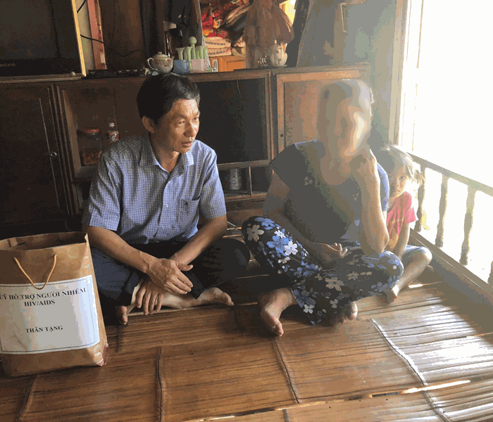 Vụ việc 42 người phát hiện bị HIV ở Phú Thọ: Cần sớm ổn định tâm lý và điều trị cho bệnh nhân - Anh 2