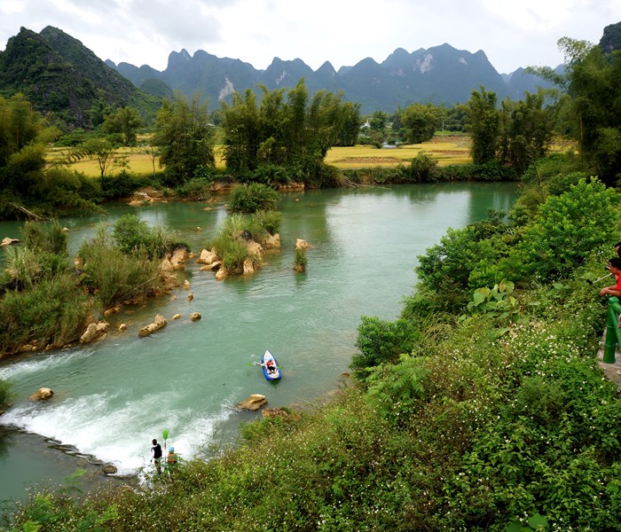 Có thể định hình nhiều tour du lịch liên quốc gia Việt- Trung hấp dẫn - Anh 4