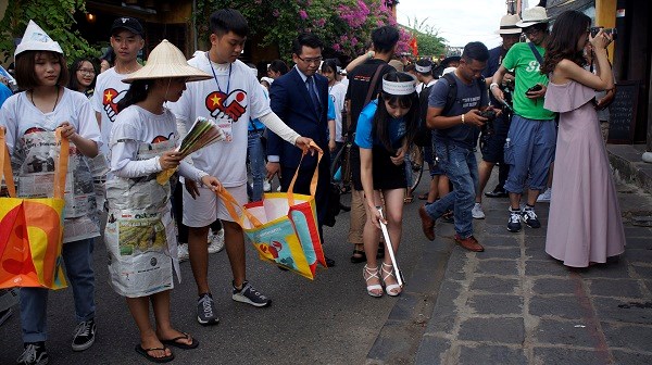 “Một giờ vì Hội An sạch hơn”: Một hành động nhỏ, góp thay đổi lớn - Anh 6