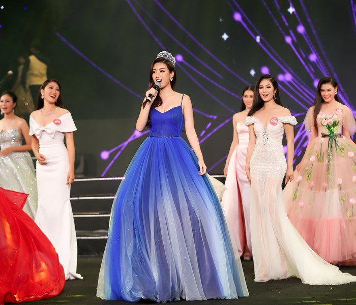 Hoa hậu Việt Nam hát như mật ngọt trong đêm Gala hội tụ - Anh 4