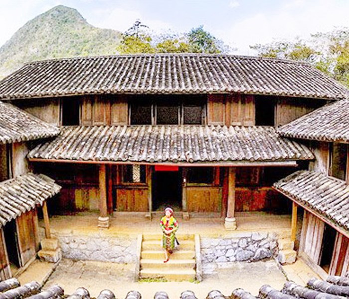 Về di tích kiến trúc nghệ thuật quốc gia Khu nhà Vương(Đồng Văn): Cần phân định rõ “chuyện cũ” và “chuyện mới” - Anh 2