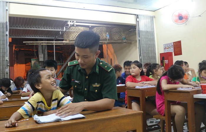 Lớp học của những người đặc biệt - Anh 1