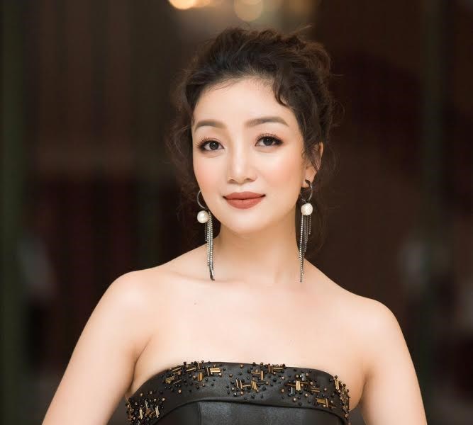Ca sĩ Phạm Thu Hà: “Cứ đi rồi sẽ đến!” - Anh 2