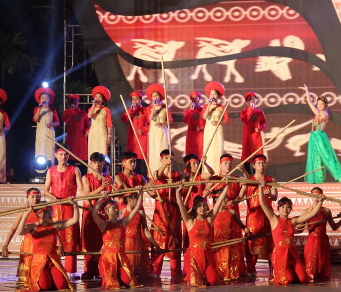 Khai mạc Ngày hội Văn hóa các dân tộc miền Trung 2018: Sắc màu văn hóa miền Trung - Anh 2