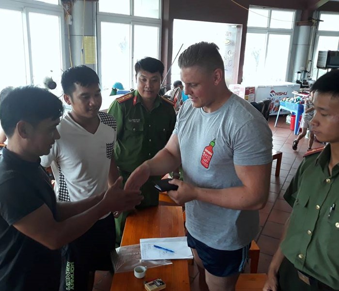 Hải Phòng: Nhiều hành động đẹp xây dựng thương hiệu ''Du lịch Cát Bà'' - Anh 2