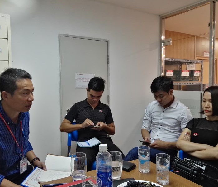 Đại diện Lotte Mart xin lỗi khách hàng vì “mua phải đùi gà thối” - Anh 1