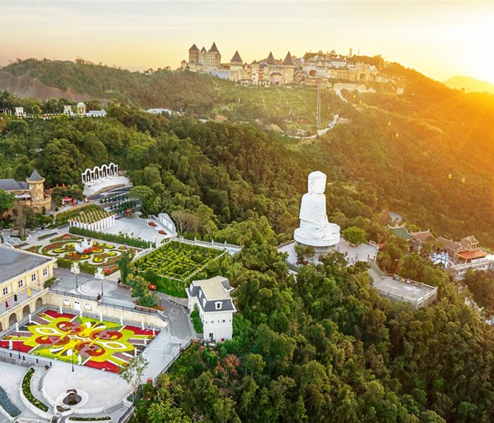 Kien truc chua Viet duoc tai hien nhu the nao trong cac Sun World? - Anh 7