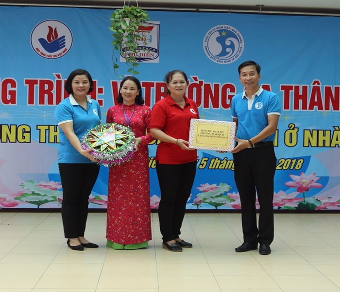 Ngày khai trường hướng về Trường Sa và Nhà giàn DK1 - Anh 4