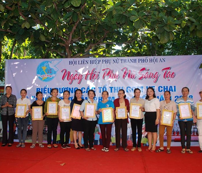 “Phiên chợ sản phẩm tái chế” của phụ nữ Hội An - Anh 5