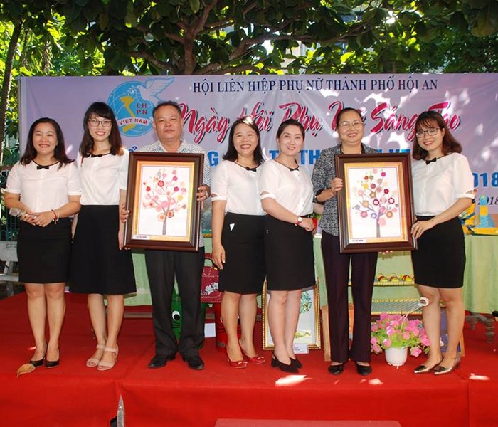 “Phiên chợ sản phẩm tái chế” của phụ nữ Hội An - Anh 7