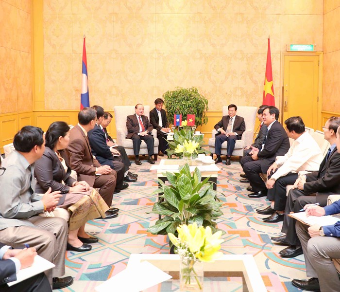 Bộ trưởng Nguyễn Ngọc Thiện tiếp Bộ trưởng Bộ Thông tin, Văn hóa và Du lịch Lào - Anh 2