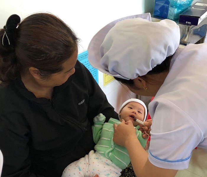 Đầu tư cho trạm y tế xã: Giải bài toán của lòng tin - Anh 1