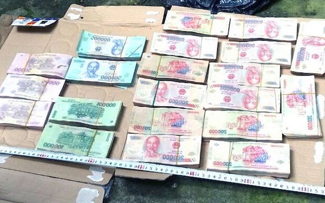 Bắt được 2 nghi can trong cướp ngân hàng VietinBank - Anh 3