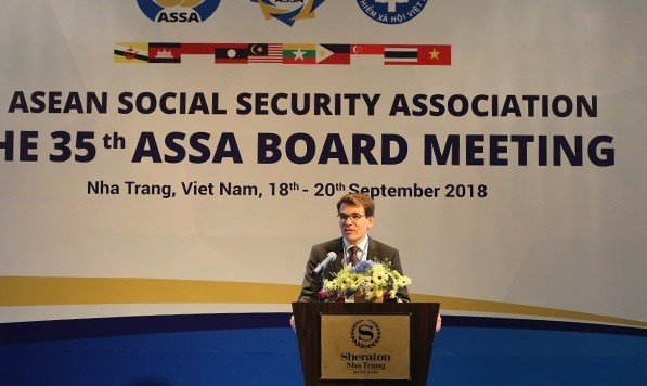 Cơ hội và thách thức của các hệ thống ASXH khu vực ASEAN - Anh 2