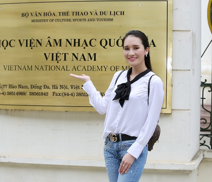 Á quân Sao Mai Vũ Thanh Thanh: Hát bằng trái tim tuổi trẻ - Anh 1