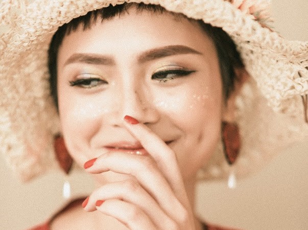 THUÝ AN: “Tôi sẵn sàng vào vai diễn lẳng lơ…” - Anh 3