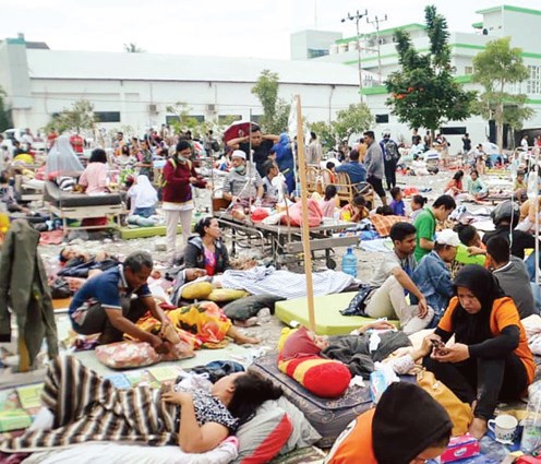 Động đất, sóng thần ở Indonesia: Hàng nghìn người thương vong - Anh 1