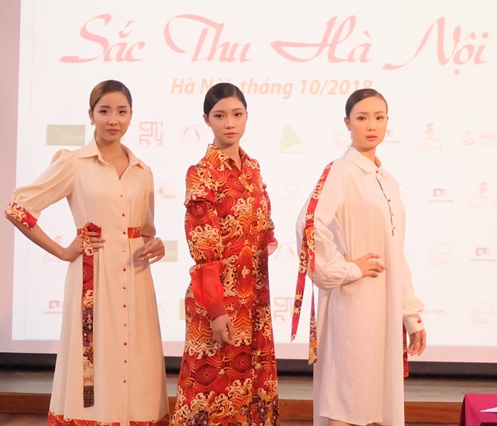 Sắc thu trên tà áo - Anh 1