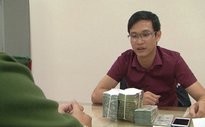 Mạo danh nhà báo, lừa đảo chiếm đoạt tài sản - Anh 1