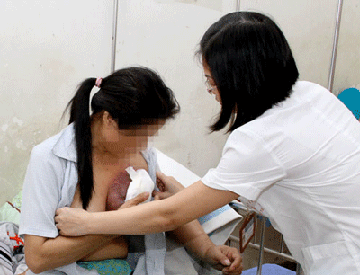 Đắp lá chữa ung thư: Người bệnh tự từ chối cơ hội chữa bệnh - Anh 1