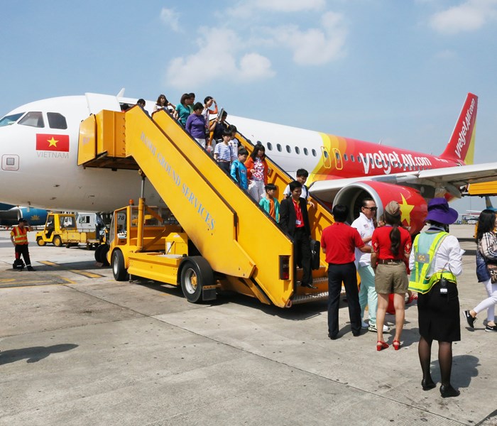 700.000 vé giờ vàng, dễ dàng bay quốc tế cùng Vietjet - Anh 1