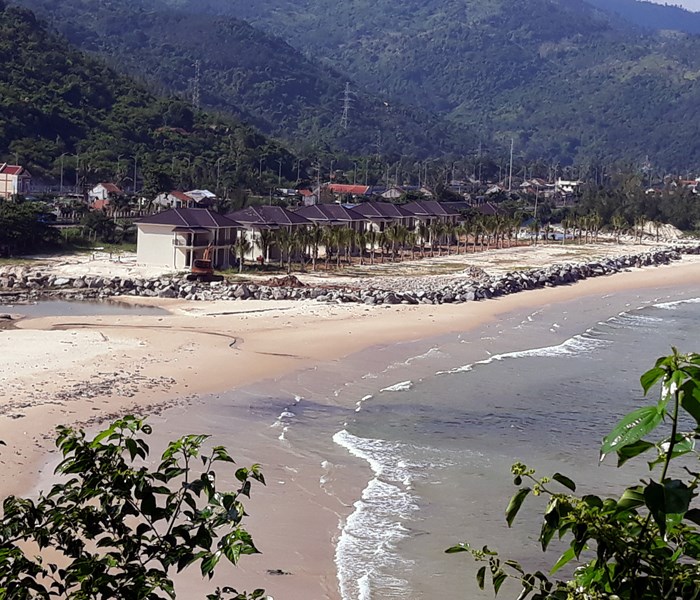 Bãi biển Đại Lãnh (Vạn Ninh, Khánh Hòa): Hết đường xuống biển - Anh 1