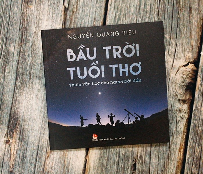 “Bầu trời tuổi thơ - Thiên văn học cho người bắt đầu” - Anh 1