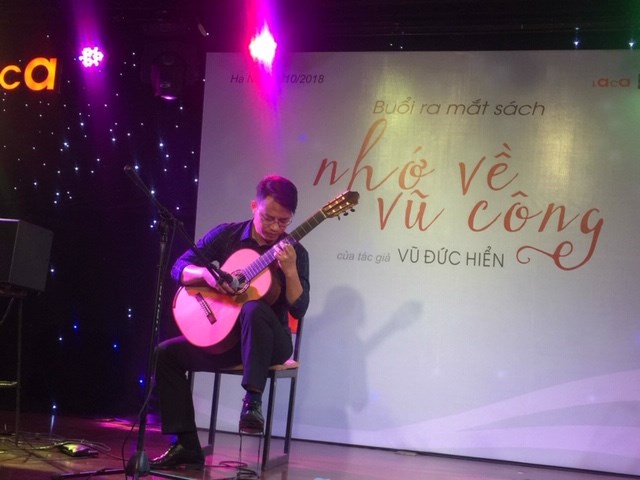 Sự thăng hoa của các nghệ sĩ với âm nhạc guitar cổ điển - Anh 2