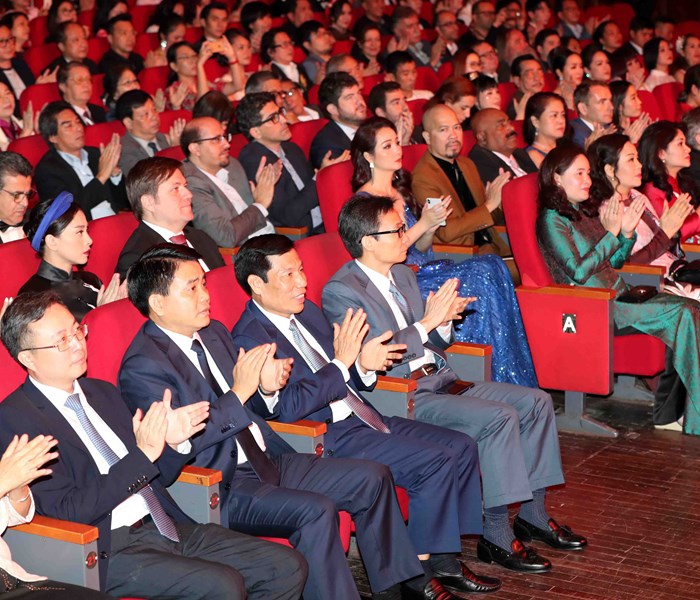Bộ trưởng Nguyễn Ngọc Thiện: “Khán giả sẽ có những phút thăng hoa cùng nghệ thuật điện ảnh” - Anh 1
